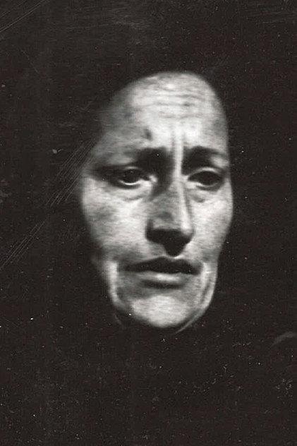 Lujza Orosz - Actor Profile Photo