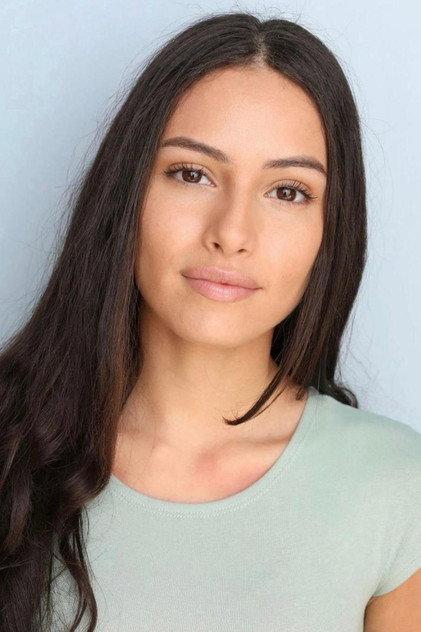 Amanda Troya - Actor Profile Photo