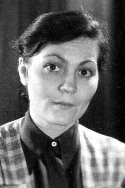 Antje Ruge - Actor Profile Photo