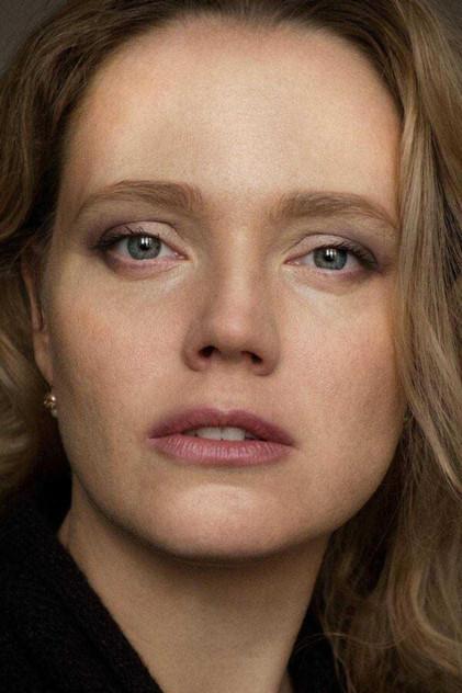 Yuliya Telpukhova - Actor Profile Photo