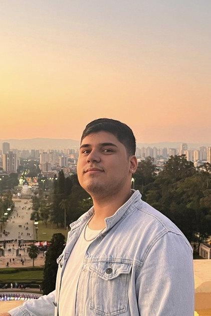 Helon Fiesca - Actor Profile Photo
