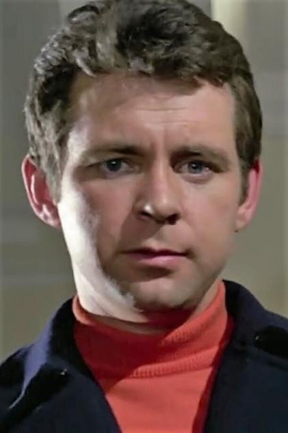 Dean Selmier - Actor Profile Photo