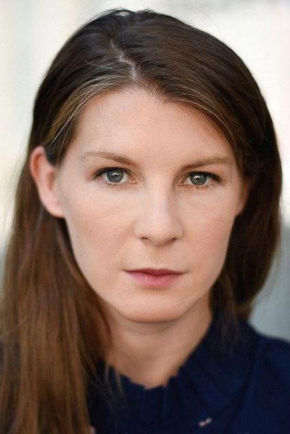Anna Schinz - Actor Profile Photo