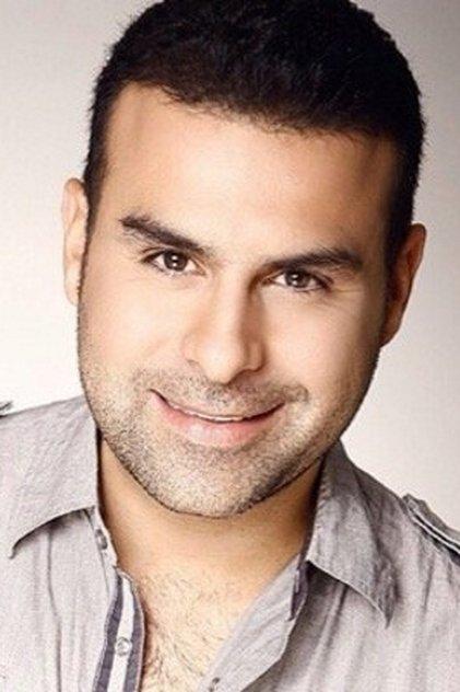 Mauricio Mejía - Actor Profile Photo