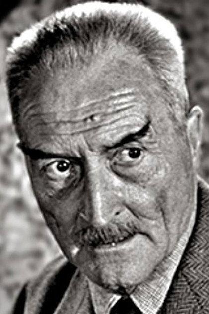 Paul Oettly - Actor Profile Photo