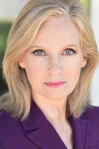 Catherine Dyer - Actor Profile Photo