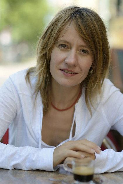 Jennipher Antoni - Actor Profile Photo