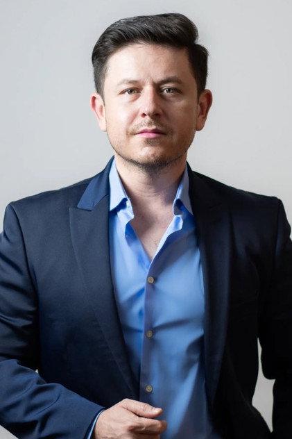 Enrique Guzmán - Actor Profile Photo