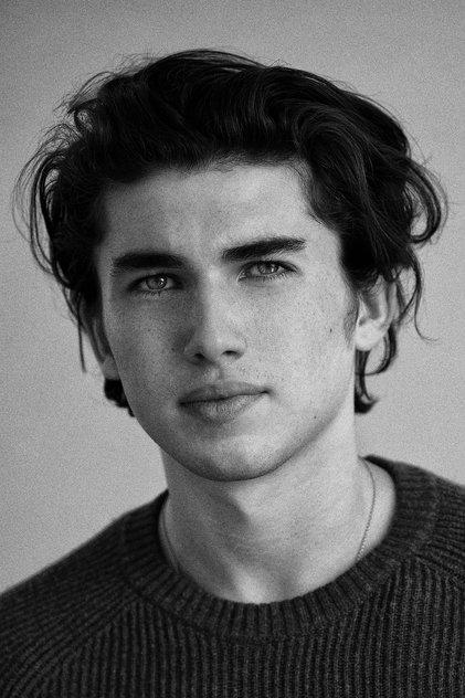 Charlie Evans - Actor Profile Photo