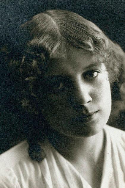 Agnes Andersen - Actor Profile Photo