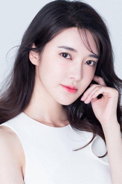 Natalie Zhang - Actor Profile Photo