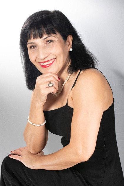 Ava Ahmadzadeh - Actor Profile Photo
