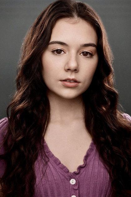 Julia Antonelli - Actor Profile Photo