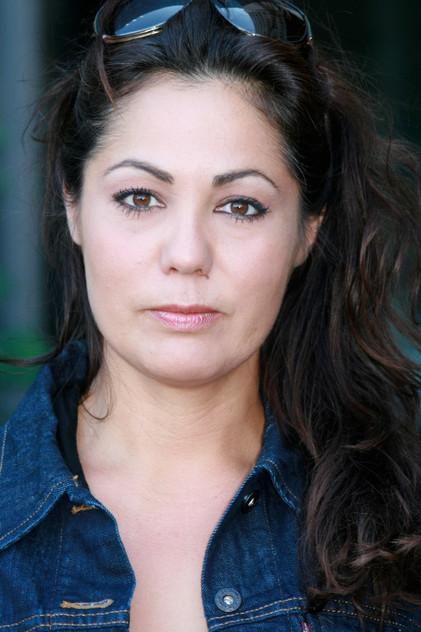 Dahlia Pessemiers - Actor Profile Photo