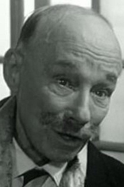 Georges Loriot - Actor Profile Photo