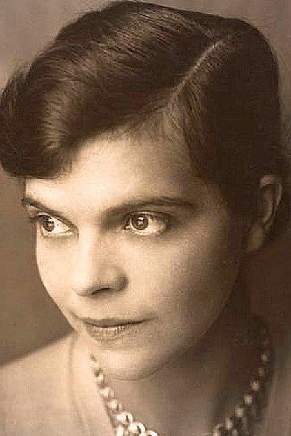 Dorothy Adams - Actor Profile Photo