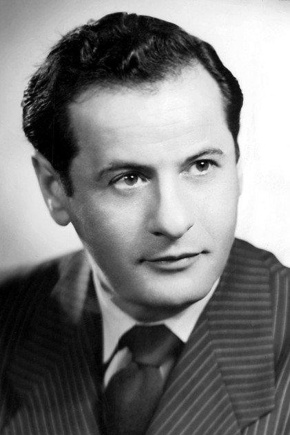 Eli Wallach - Actor Profile Photo