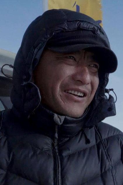 土旦巴桑 - Actor Profile Photo