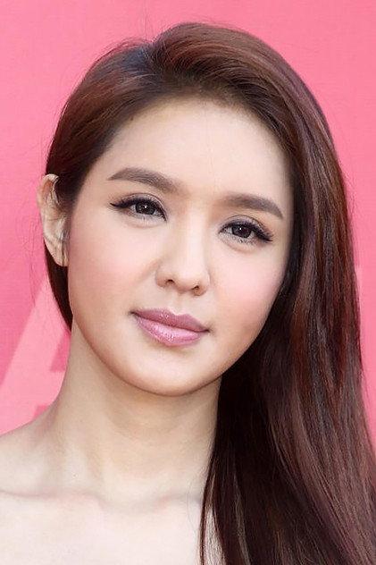 Ella Koon - Actor Profile Photo