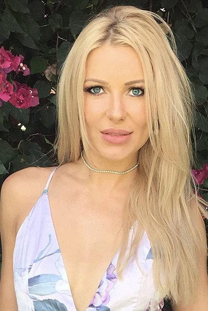 Anya Benton - Actor Profile Photo