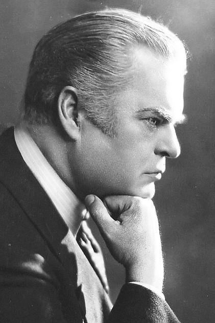 Edwards Davis - Actor Profile Photo