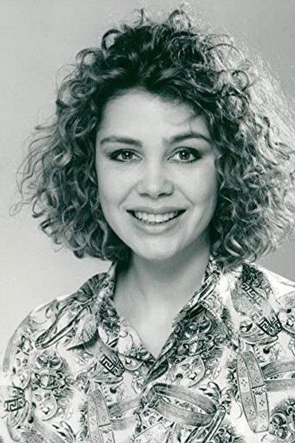 Sarah Maur Thorp - Actor Profile Photo