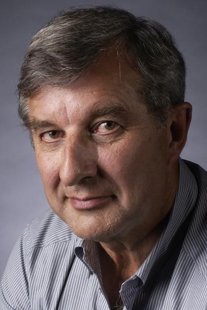 Tony Pierce-Roberts - Actor Profile Photo