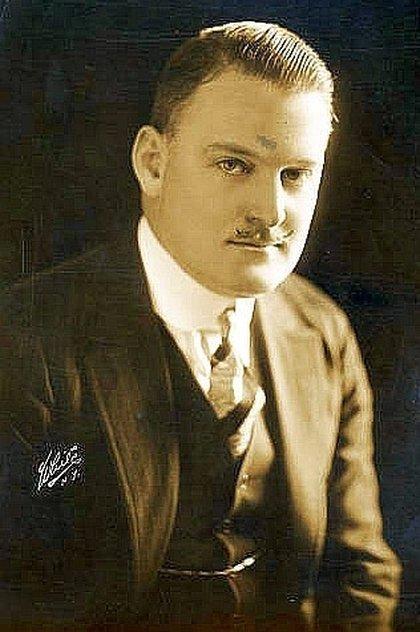 Charles Meakin - Actor Profile Photo