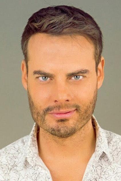 Carlos Cabero - Actor Profile Photo