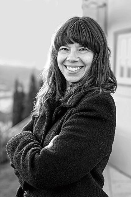 Verônica Stigger - Actor Profile Photo