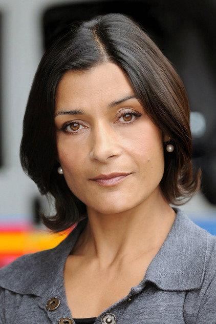Amita Dhiri - Actor Profile Photo