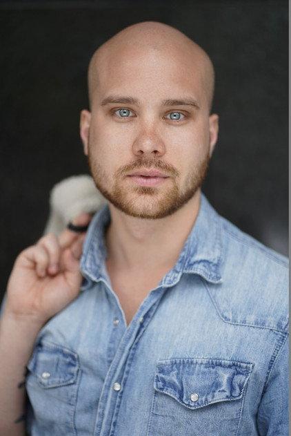 Xander Turian - Actor Profile Photo