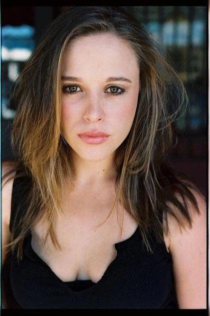 Cara DeLizia - Actor Profile Photo