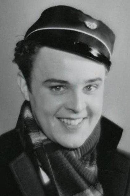 Hans Kurt - Actor Profile Photo