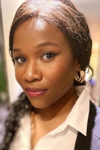 Samantha Fins - Actor Profile Photo