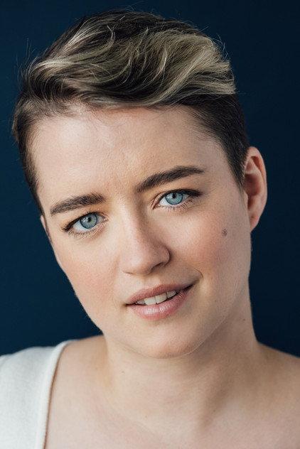 Linnea Currie-Roberts - Actor Profile Photo