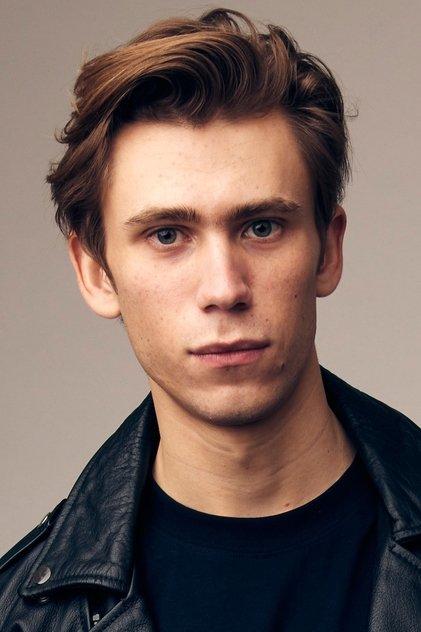 Owen Teague - Actor Profile Photo