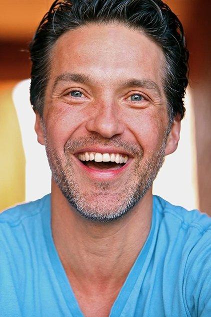 Mike Powers - Actor Profile Photo