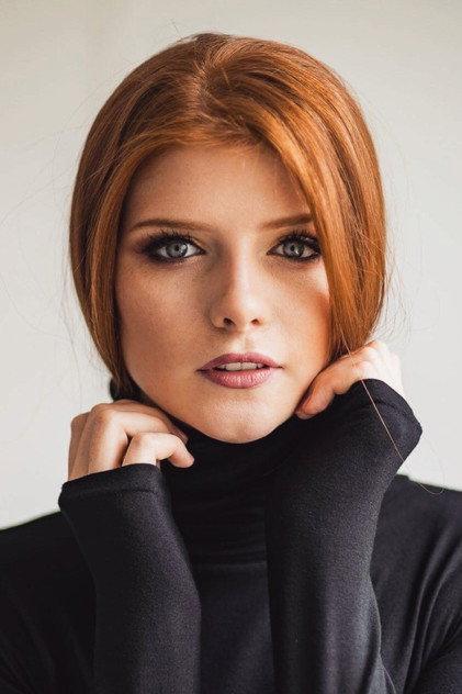 Veronika Pouchová - Actor Profile Photo