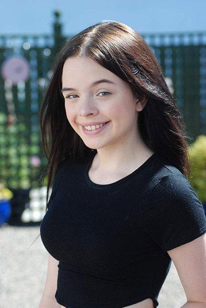 Emily Flain - Actor Profile Photo