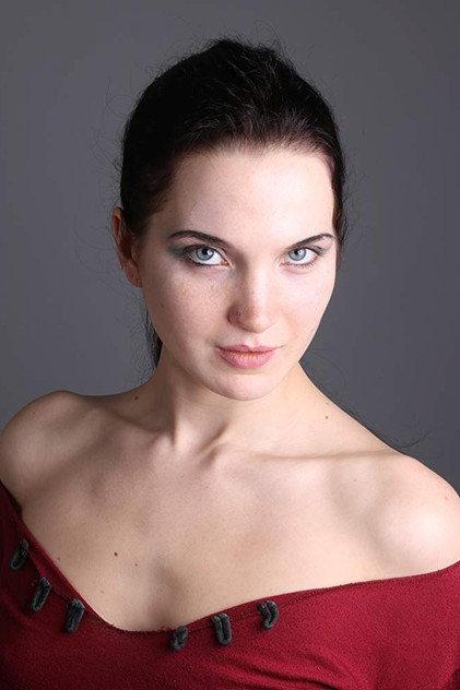 Lux Kapsaski - Actor Profile Photo