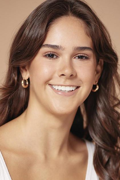 Lily Kozub - Actor Profile Photo