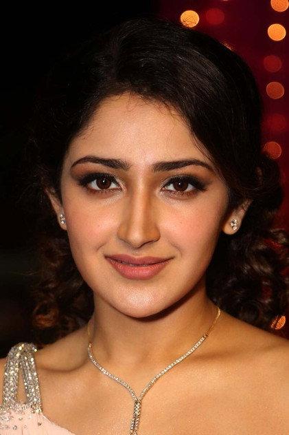 Sayesha Saigal - Actor Profile Photo