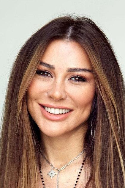 Selen Görgüzel - Actor Profile Photo