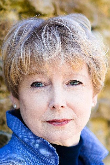 Stephanie Connell - Actor Profile Photo