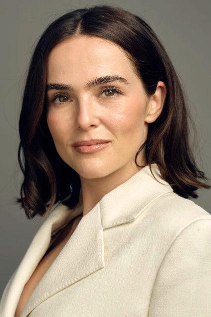 Zoey Deutch - Actor Profile Photo