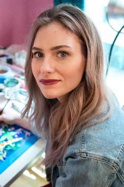 Lisa Hanawalt - Actor Profile Photo