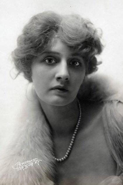 Gertrude McCoy - Actor Profile Photo
