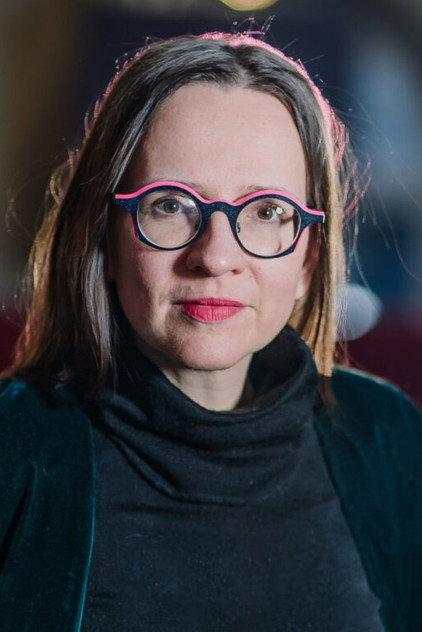 Eva Kübar - Actor Profile Photo