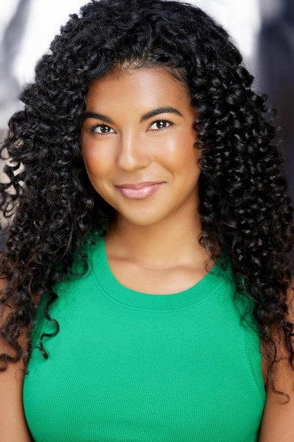 Danielle Chambers - Actor Profile Photo